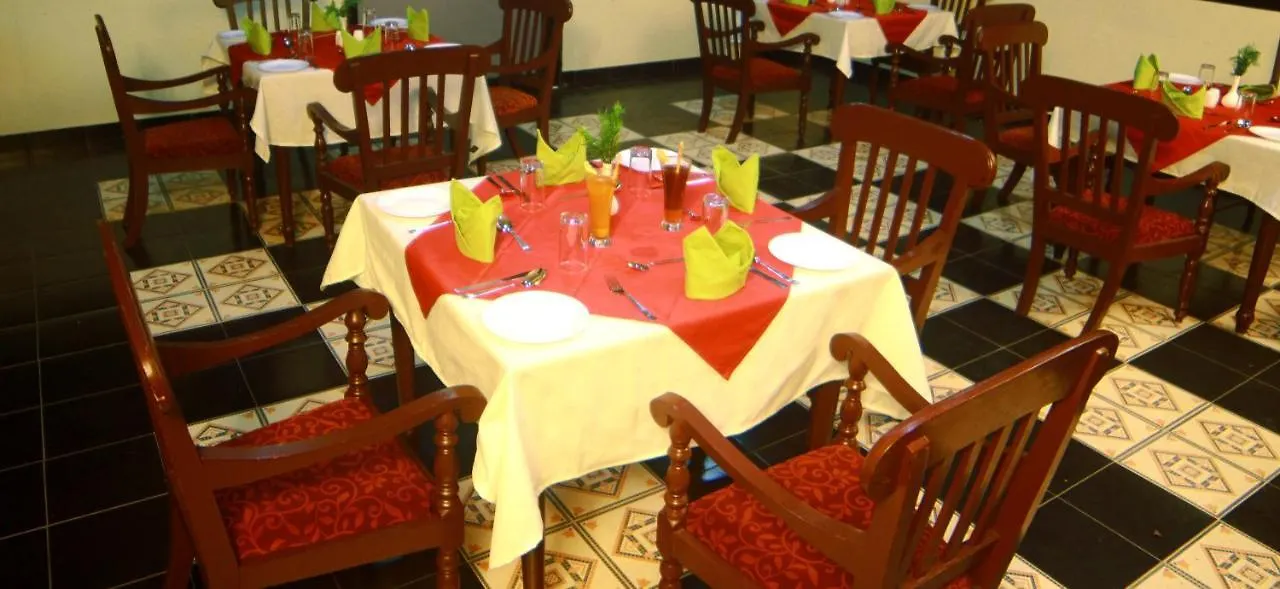 Misty Cardamom Hills Munnar Hotel 4*,  India
