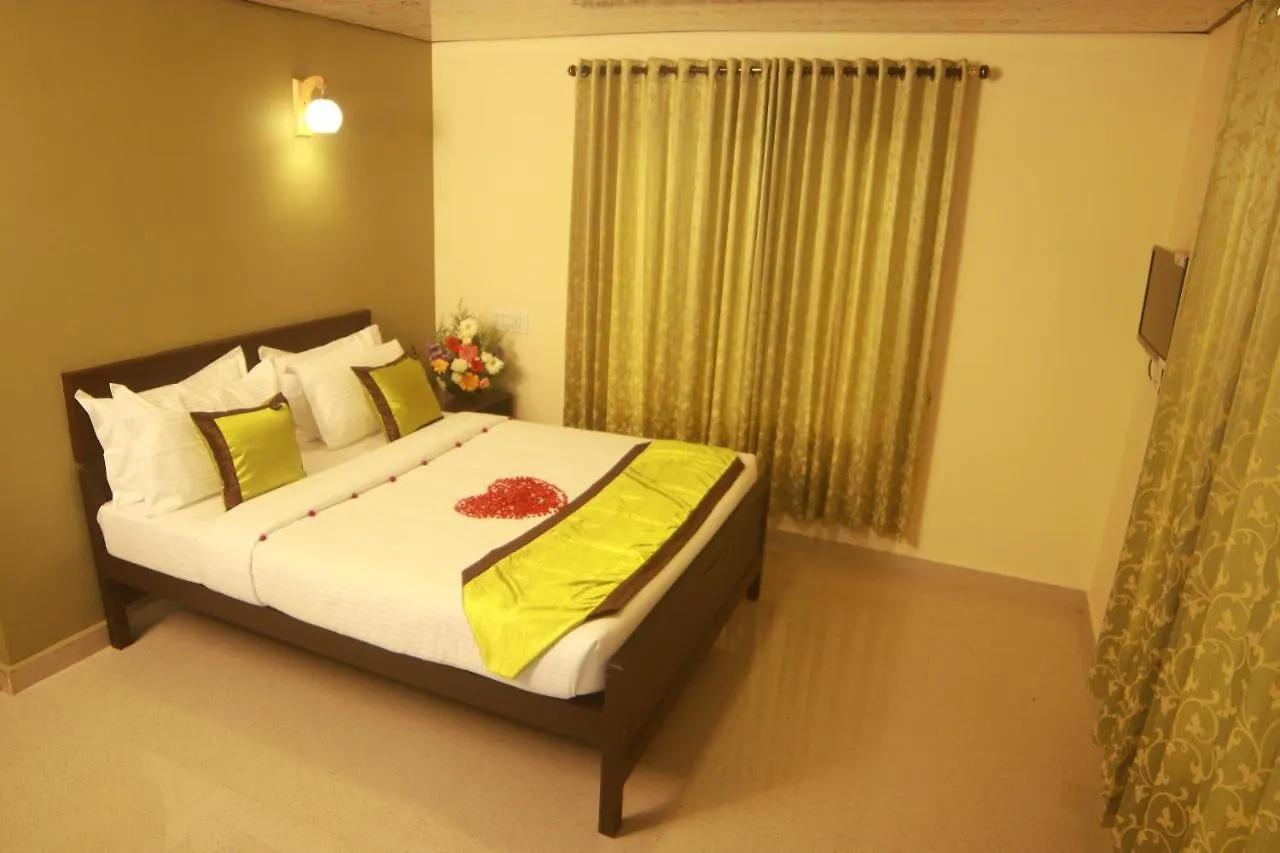 Misty Cardamom Hills Munnar Hotel 4*,